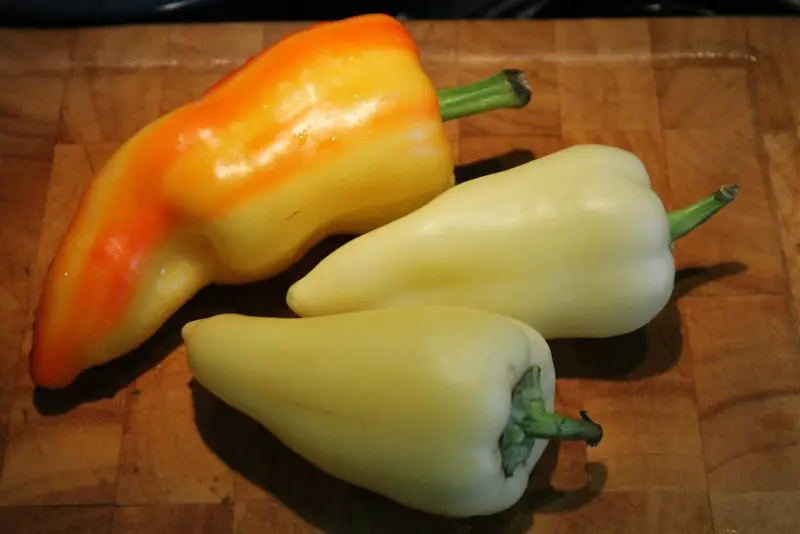 Hungarian wax peppers